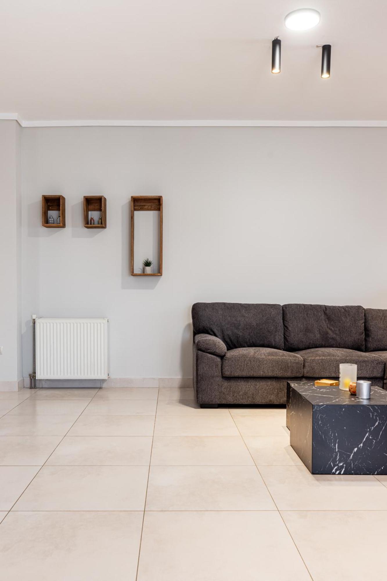 Spacious 3-bedroom With Wifi, Ac In Charming Kalamaria - Mountain View * Θεσσαλονίκη