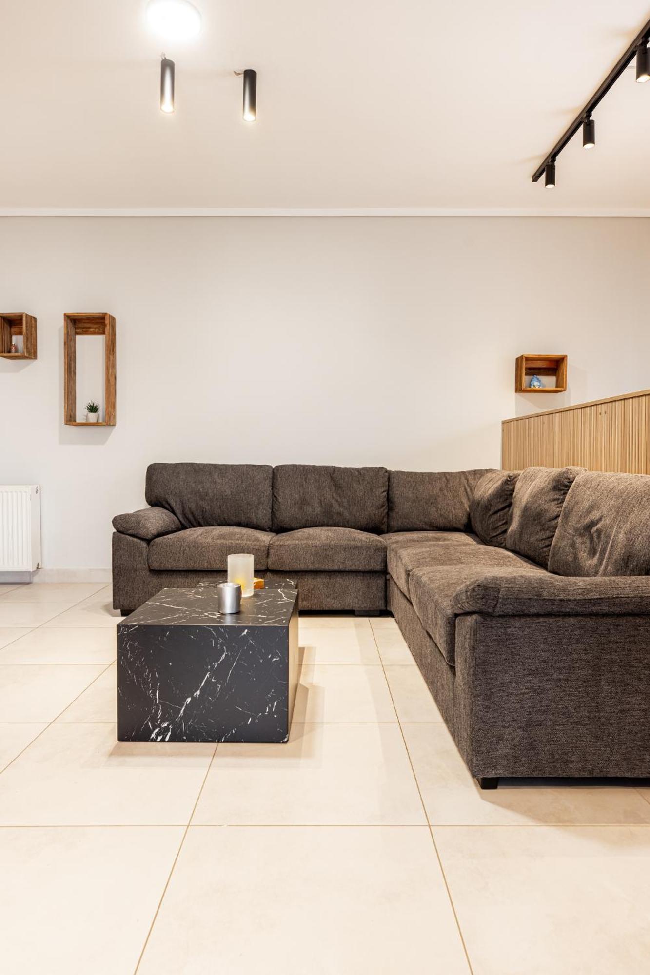 Spacious 3-bedroom With Wifi, Ac In Charming Kalamaria - Mountain View * Θεσσαλονίκη